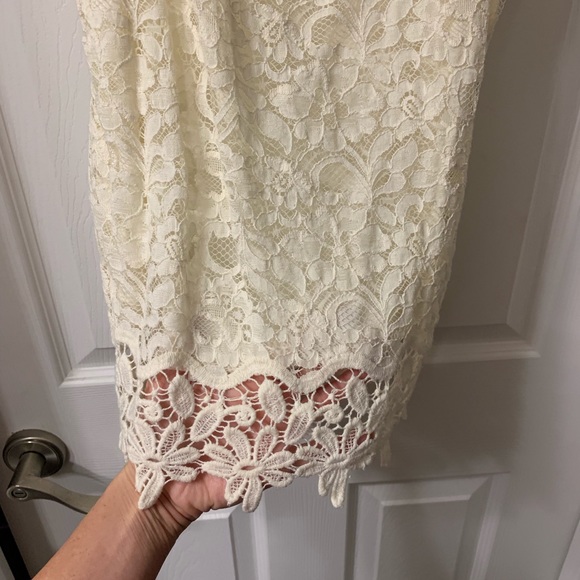 Lace tank - Picture 2 of 4